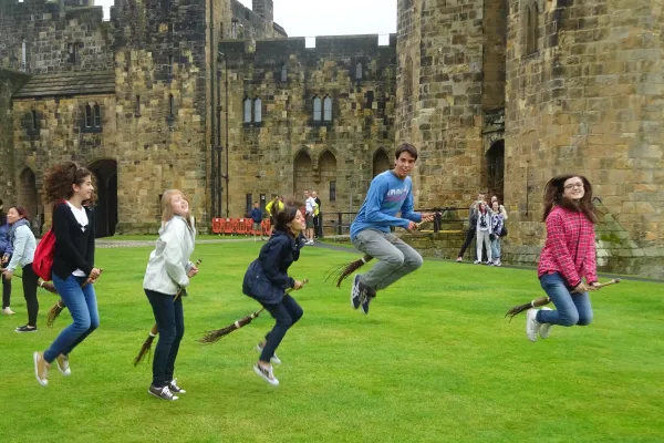 IH Newcastle Aktivitäten