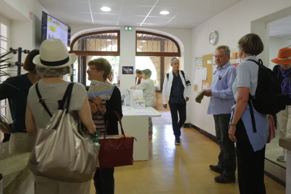 IS Aix-en-Provence Reception