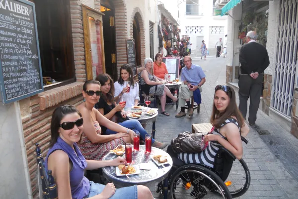 Escuela de Idiomas Nerja Aktiviäten