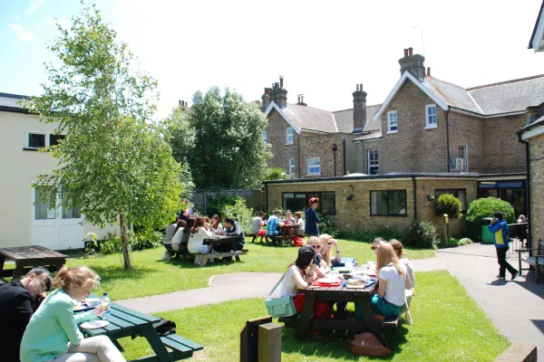 Hilderstone College Broadstairs