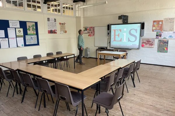 English in Salisbury