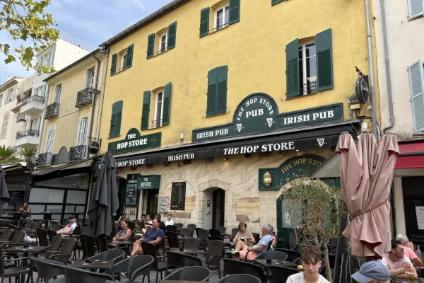 Besuch Antibes Simone