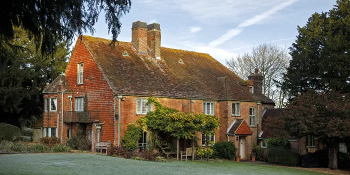 Riversdown House